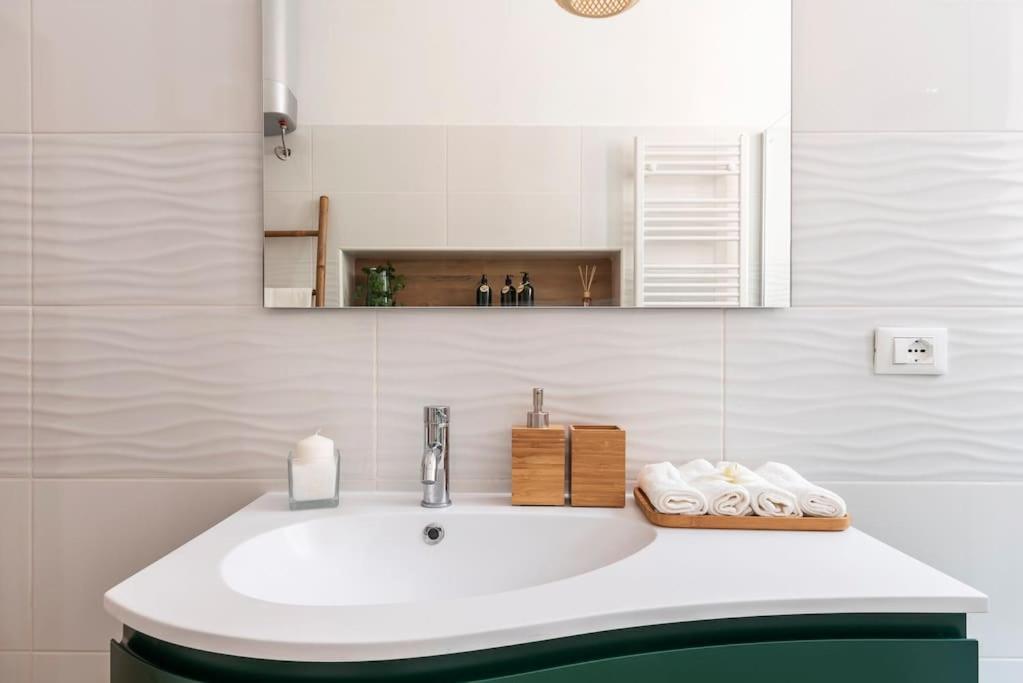 New Jungle & Charming Flat - Zona De Angeli Appartement Milaan Buitenkant foto