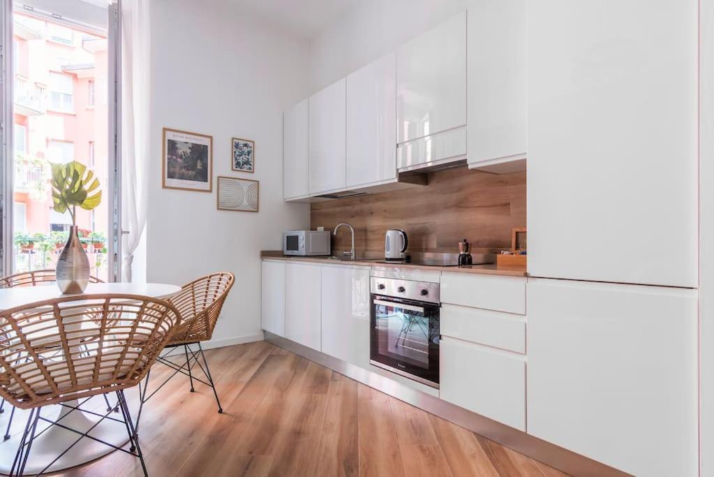 New Jungle & Charming Flat - Zona De Angeli Appartement Milaan Buitenkant foto